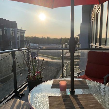 Aquarius 2 Bedroom Condo Friday Harbour Innisfil Zewnętrze zdjęcie