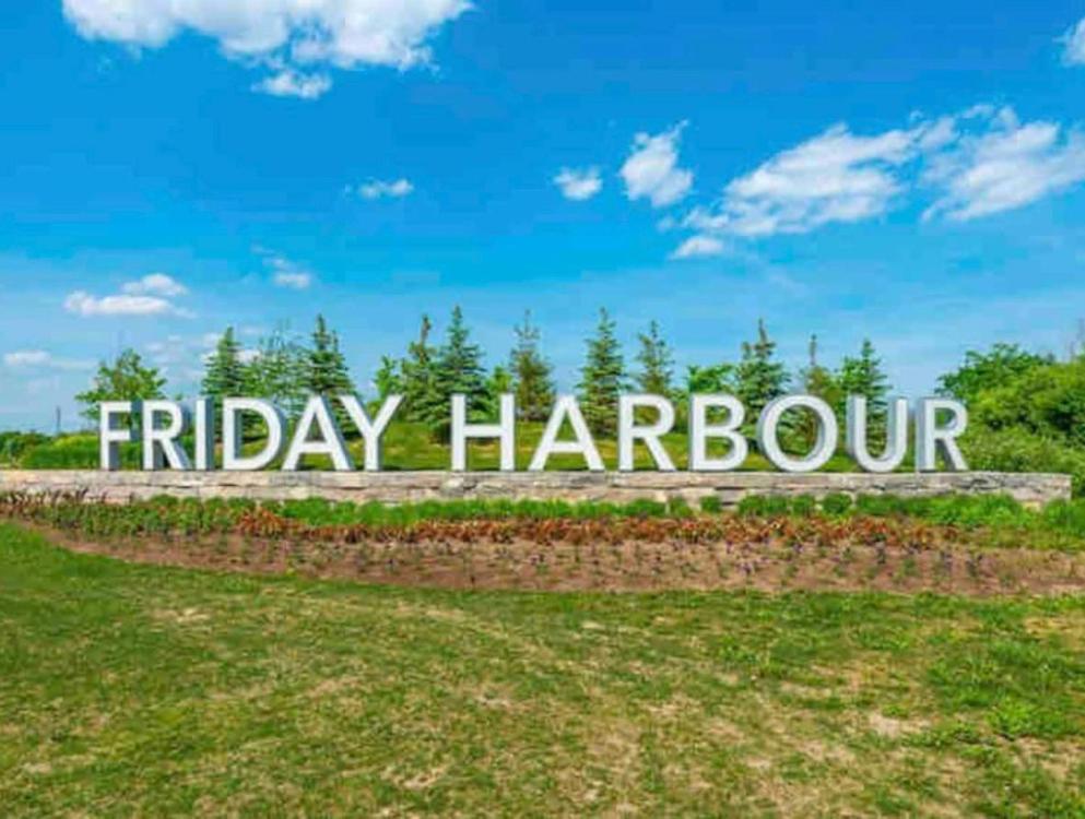 Aquarius 2 Bedroom Condo Friday Harbour Innisfil Zewnętrze zdjęcie
